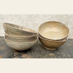 Sm� sk�le i beige nuancer